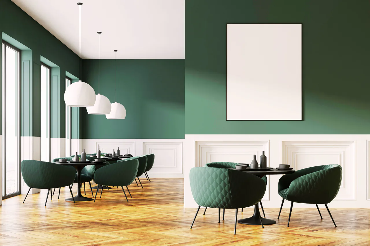 Salle d'un restaurant partenaire Tabora